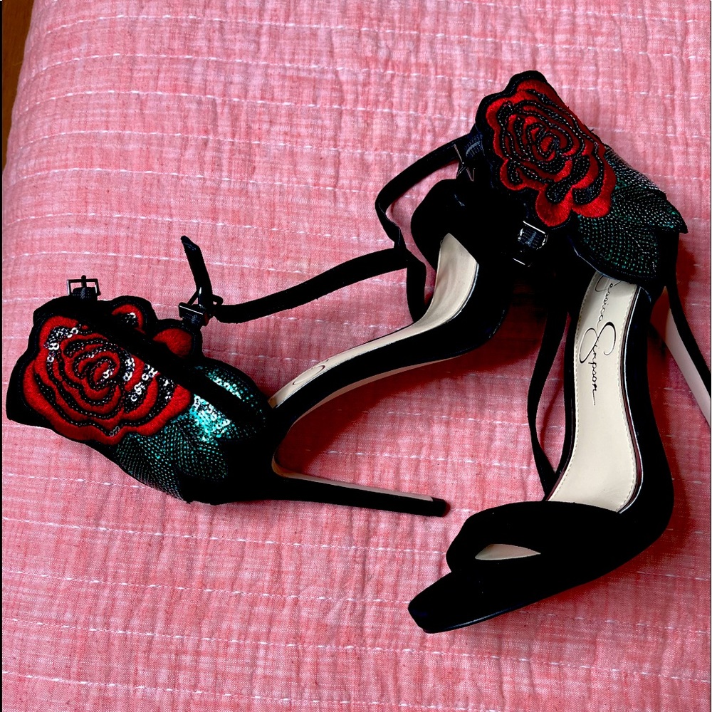 Women’s sandals